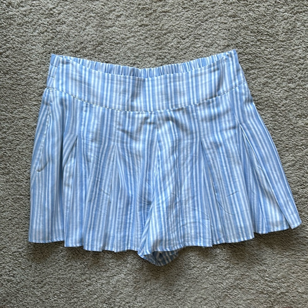 EMILY MCCARTHY CLOTHING
PARTY SHORT - SANTORINI STRIPE